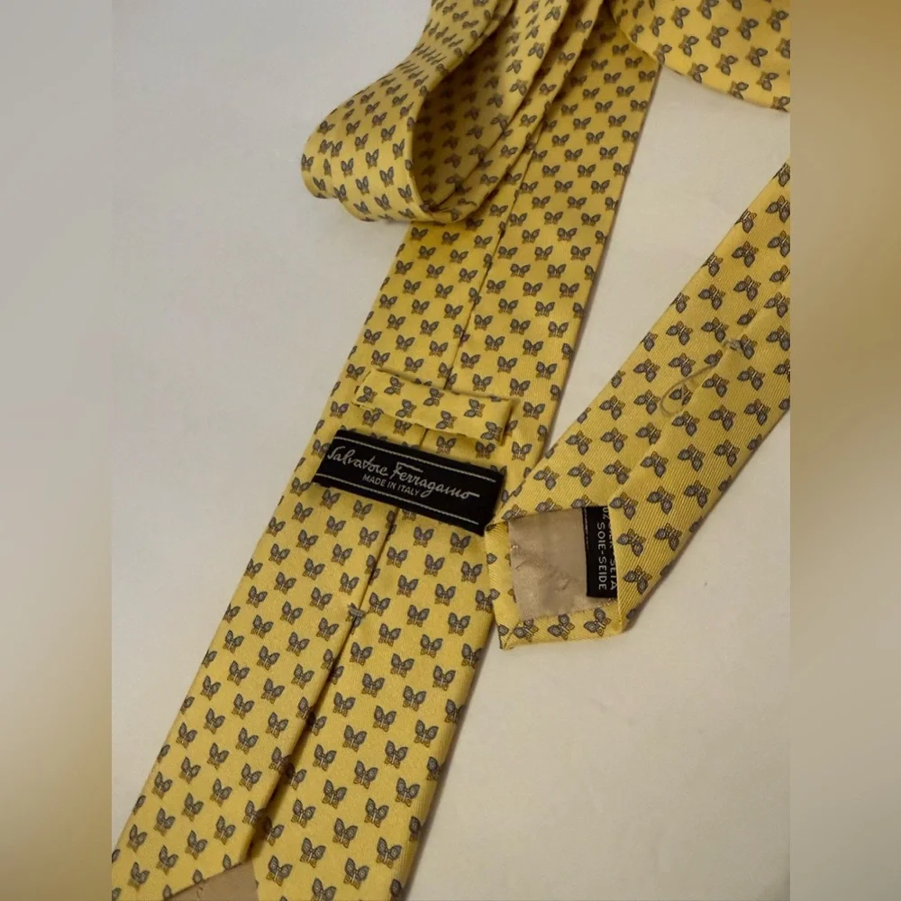 SALVATORE FERRAGAMO Italy Silk Tie Yellow with blue & brown butterflies